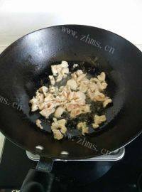 家常菜黑木耳炒肉做法图解6)