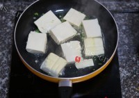 家常煎豆腐做法图解5)