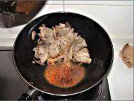 味道十足的回锅肉的做法图解三