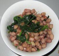 菠菜拌花生米做法图解9)
