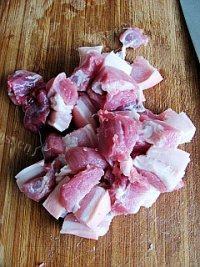 自制米粉蒸肉做法图解2)