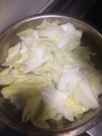 家常菜辣炒白菜做法图解1)
