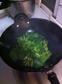 清淡的菠菜手擀面做法图解4)