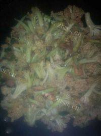 美味的花菜炒肉