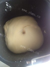 自制巧克力甜甜圈做法图解4)