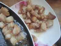 家常菜红烧肉烧土豆做法图解7)