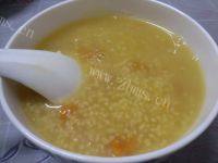 养颜的小米地瓜粥