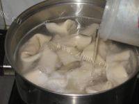 自己做的虾肉馄饨做法图解17)