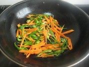 自制杂蔬炒饼做法图解4)