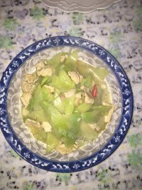 特色美食莴笋炒肉片做法图解10)