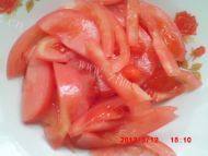 家常菜土豆片炒西红柿做法图解2)