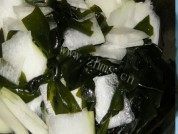 美味海带冬瓜汤做法图解3)