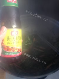 家常菜韭菜炒香干做法图解5)