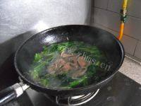 粉丝菠菜猪肝汤做法图解11)