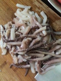 好吃的香辣炒鱿鱼做法图解1)