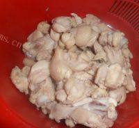 简单版鸡肉炖土豆做法图解2)