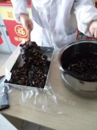 滋补的阿胶糕固元膏做法图解7)