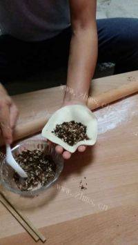 中式主食糖三角做法图解4)