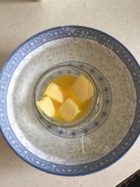 甜蜜的蓝莓酱松饼做法图解2)