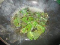 妈妈教我做虎皮尖椒做法图解5)
