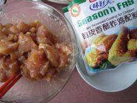 自制香酥鸡米花做法图解3)