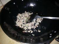 家常菜香菇肉末蒸蛋做法图解6)