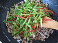辣椒炒肉（家庭版）做法图解10)