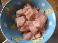 异域风情的咖喱鸡丁饭做法图解2)