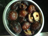 美味的黄焖鸡米饭做法图解1)