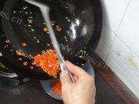 简易的自制蒜蓉辣椒酱做法图解6)