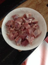 热腾腾的豉汁蒸排骨做法图解1)