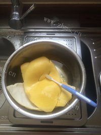色香味浓的蜂蜜柚子茶做法图解2)