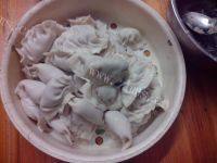 美味的瘦肉莲藕水饺做法图解8)