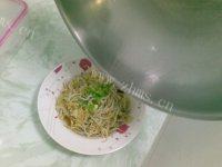 软嫩的清炒豆芽