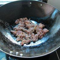 家常菜黄瓜炒瘦肉做法图解3)