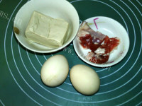 家常蒸豆腐蛋羹做法图解1)