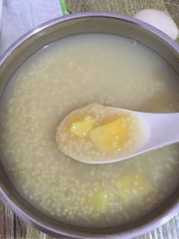 美味的红薯小米粥