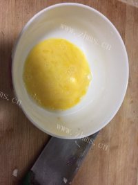 美味的紫菜蛋花汤做法图解2)