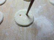 简易版笑脸土豆饼做法图解8)