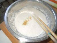 十分诱人的韭菜鸡蛋饼做法图解3)