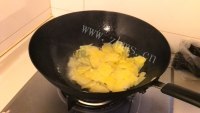 特色松蘑烧土豆片做法图解7)
