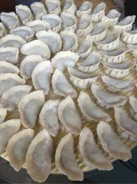 自己做的荠菜饺子