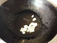 家常菜茭白炒肉片做法图解3)