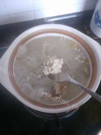 美味的鱼丸豆腐汤