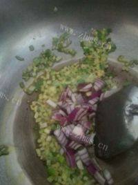 美味的烩麻食做法图解9)