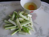 家常菜丝瓜鸡蛋汤做法图解1)