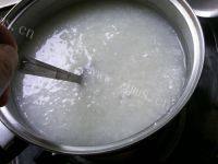 #美食记#皮蛋瘦肉粥做法图解5)