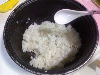 香气浓郁的紫菜包饭做法图解2)