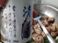 口感极佳的金针炖猪蹄做法图解8)