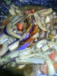 家常虾干肉末焖茄子做法图解12)